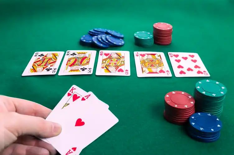 Keamanan akun saat mengakses hiburan online